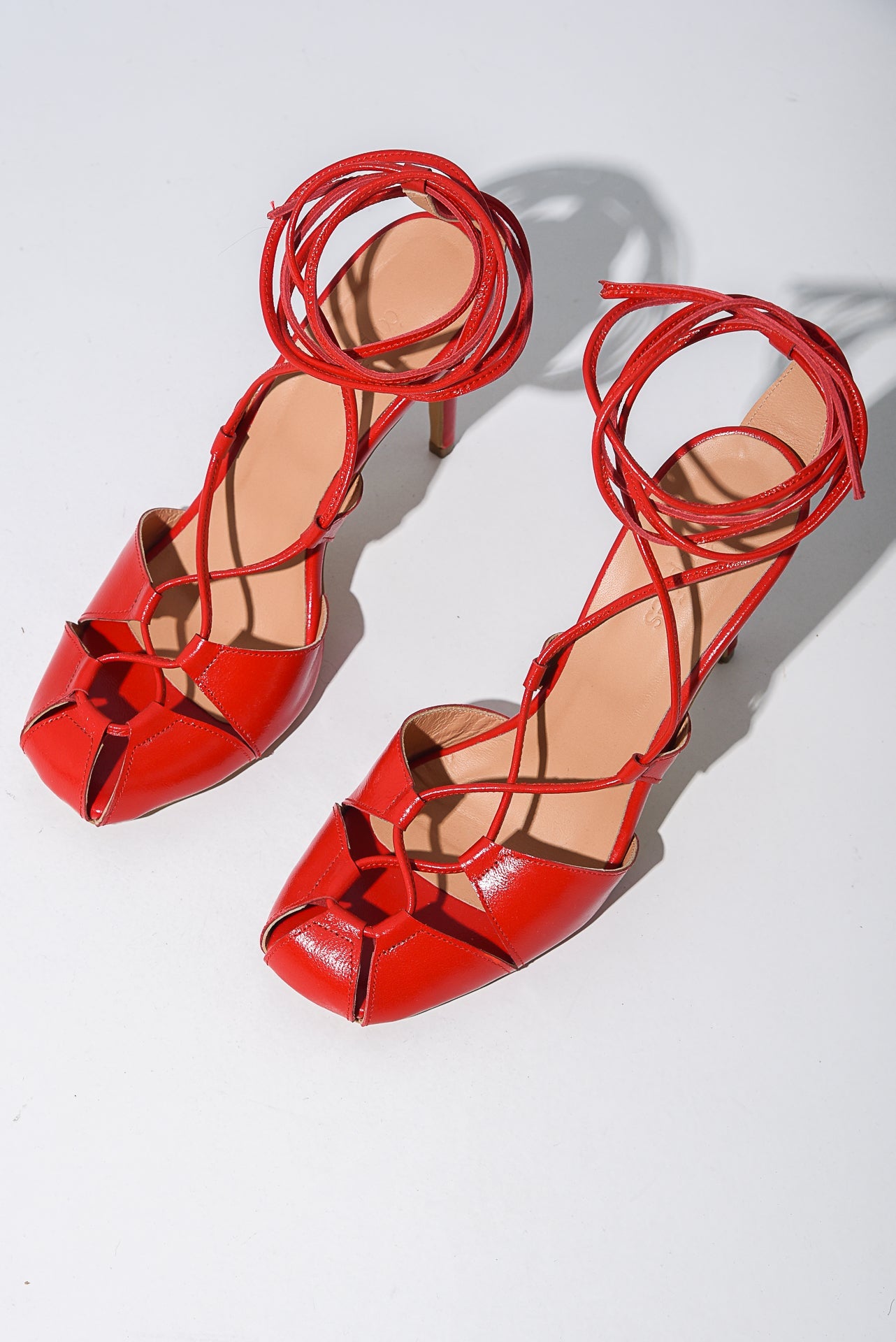 KELLY HEELS RED