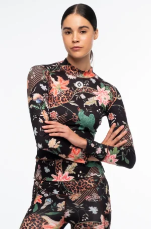 PEACE AND CHAOS SACRED WILD PERFORMANCE TOP