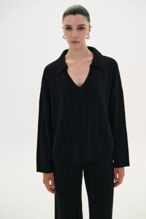 COMBOS Blouse V Polo BLACK