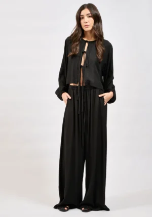 COLLECTIVA NOIR HEARTH SHIRT