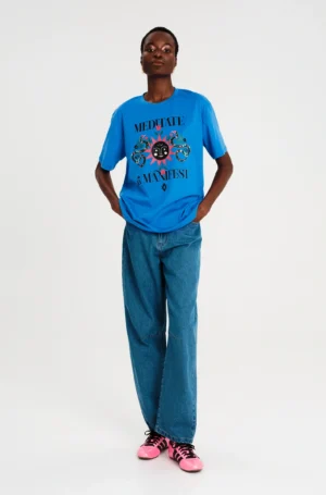 PEACE AND CHAOS MANIFESTATION T-SHIRT - Cotton