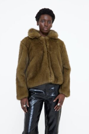 WILD PONY Short green faux fur coat